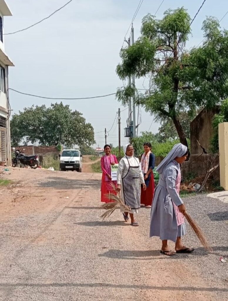 Raipur community cleaninliness drive in the sourronding of the convent 1